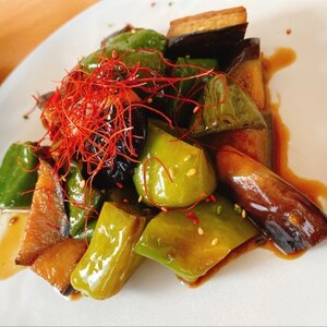 甘長とうがらしと茄子の炒め煮♩ご飯によく合います